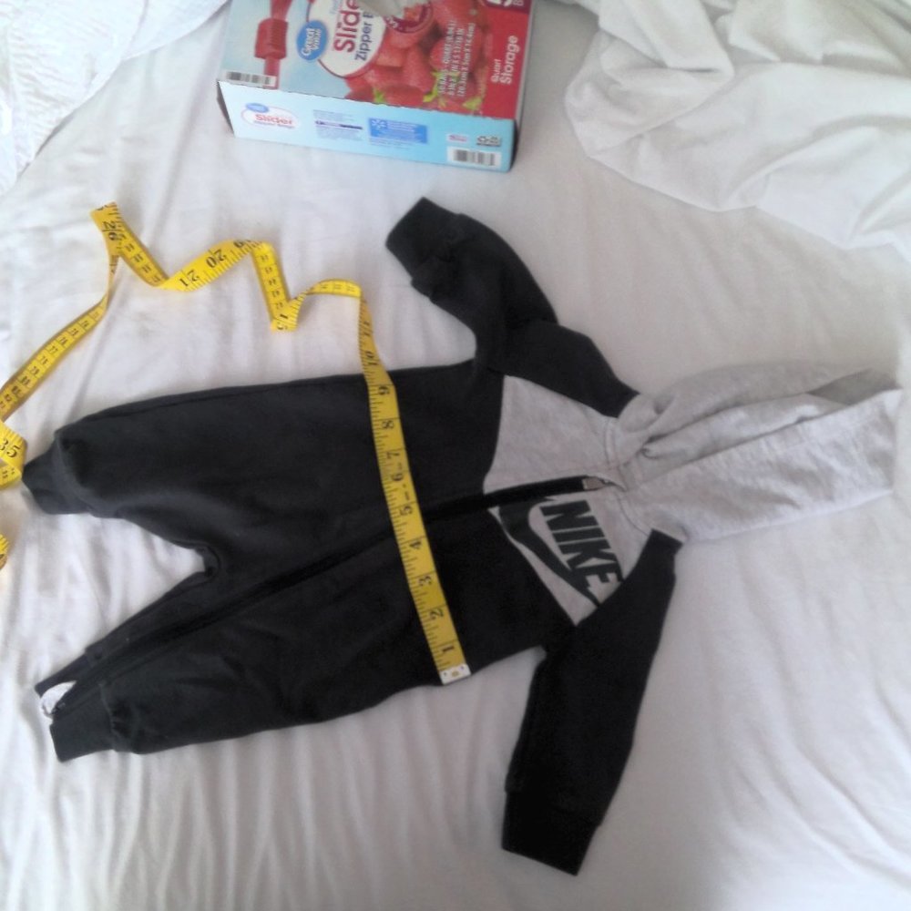 Nike Onesie 0-3 Mo. Bodysuit